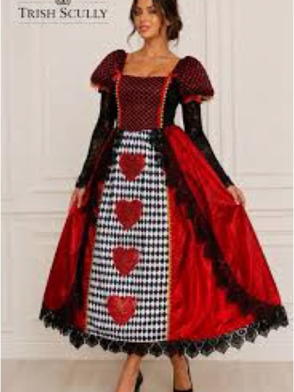 NWT Trish Scully Queen of Hearts Red and Black Heart Halloween Costume Cosplay